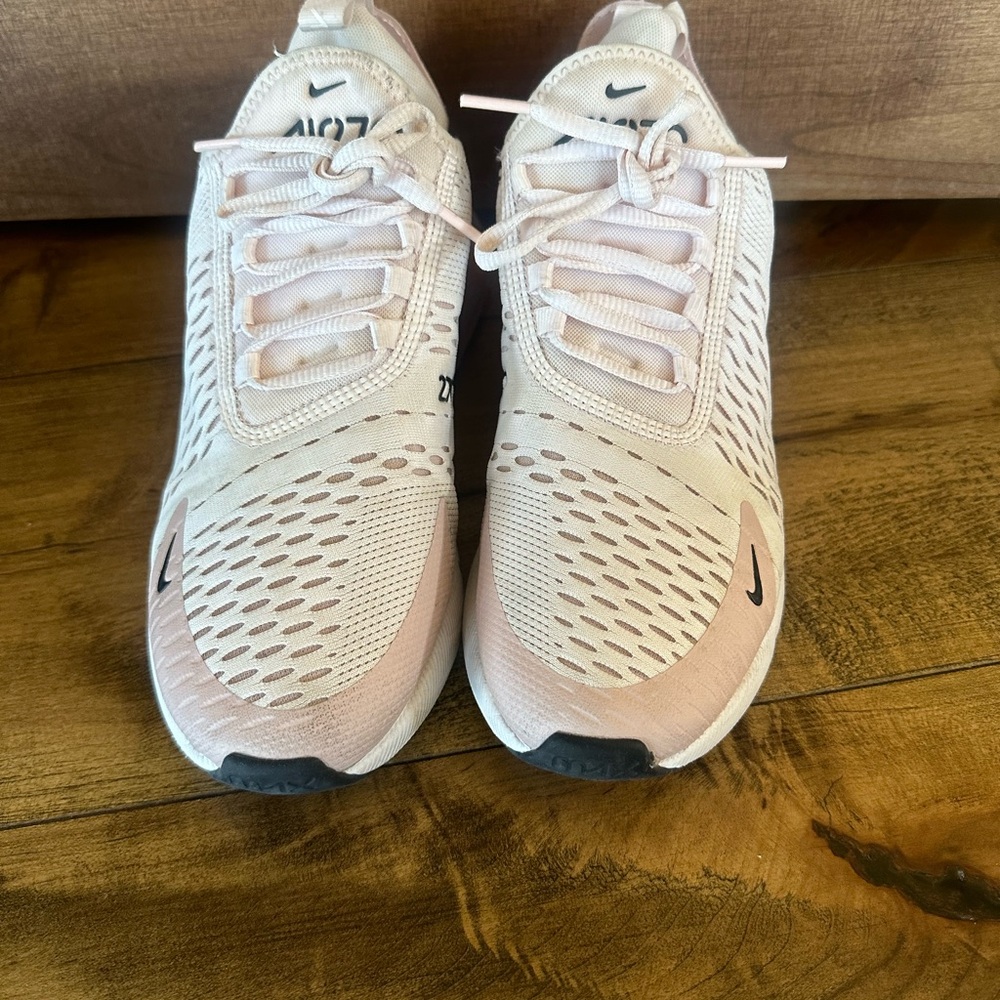 Nike Airmax 270 size 8.5